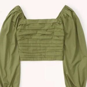 Abercrombie & Fitch Green rouched top